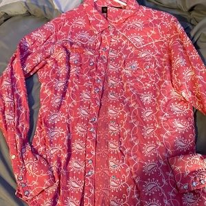 5/25$ ariat vintage button up